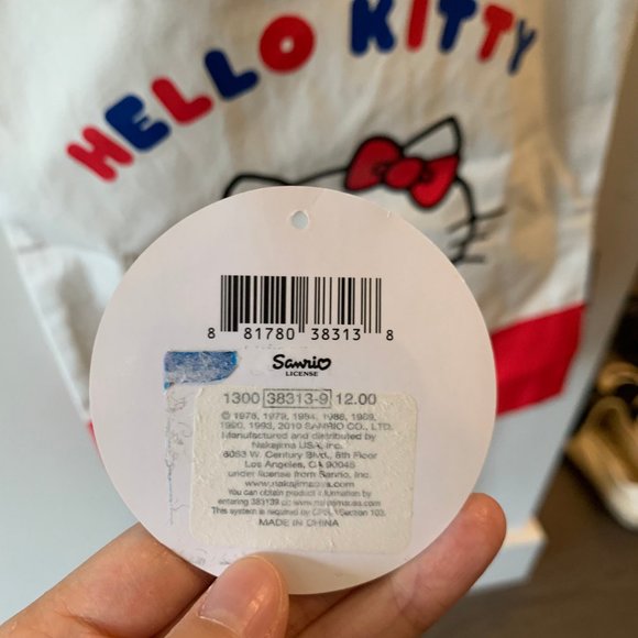 2010 HELLO KITTY TOTE BAG BRAND NEW - Picture 9 of 9